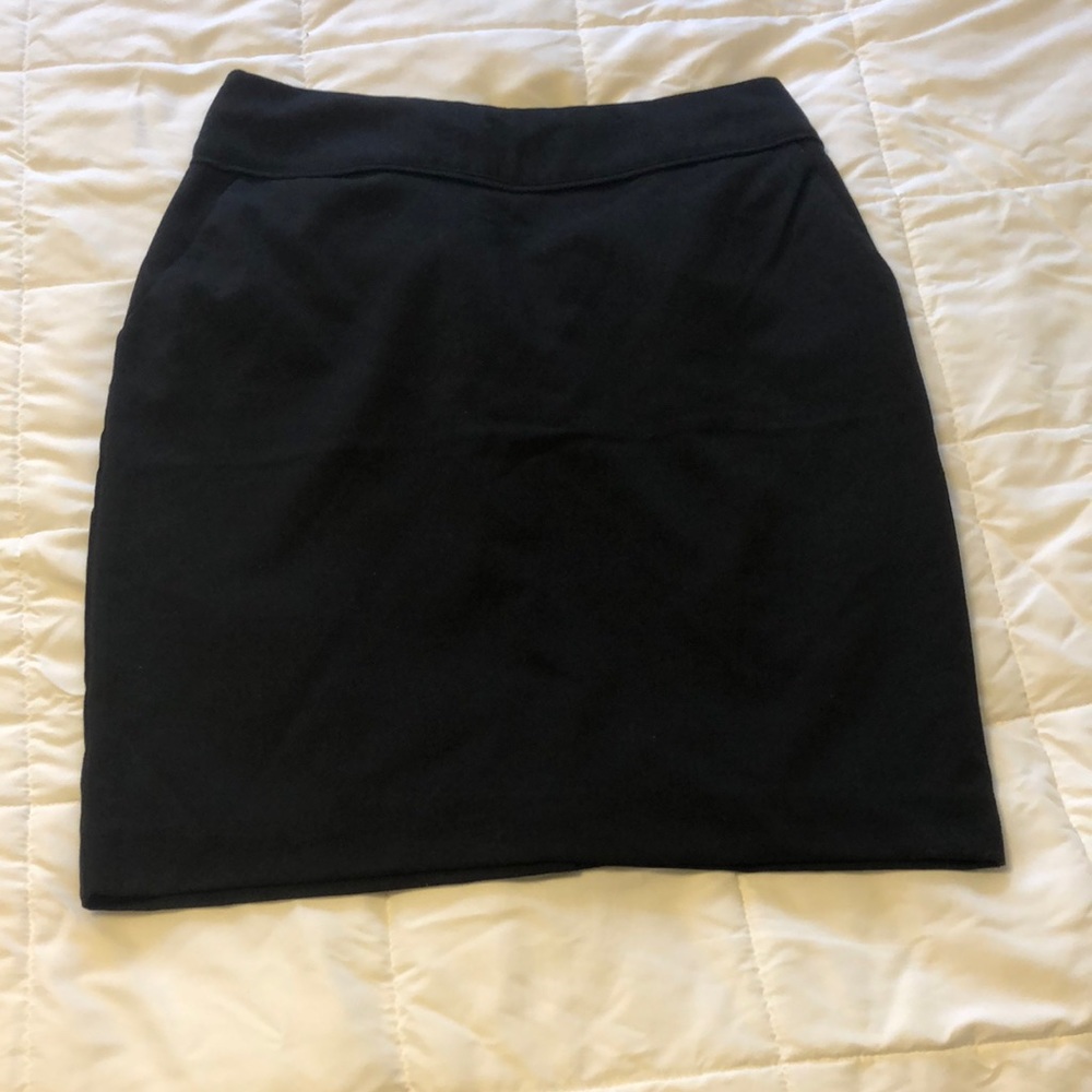 H & M woman’s black skirt